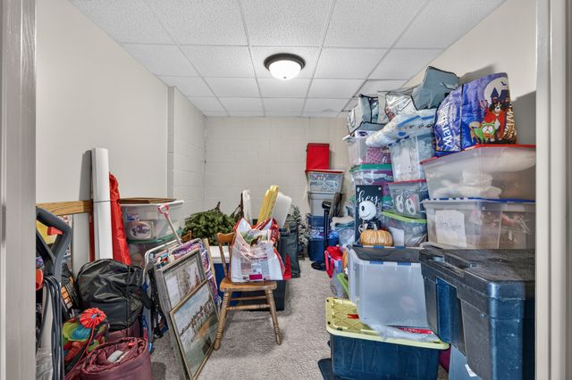 663 Lake Haven Dr, Tullahoma, TN 37388