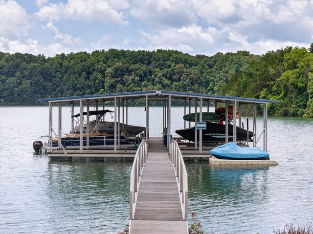 663 Lake Haven Dr, Tullahoma, TN 37388