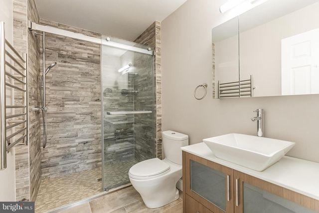 23 EXETER, Princeton, NJ 08540