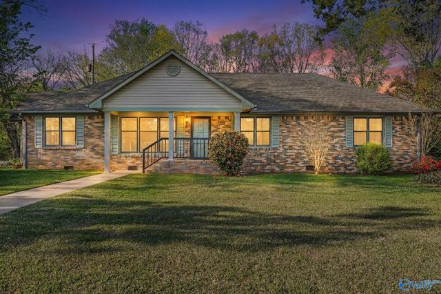 1209 Griffin Road, Hartselle, AL 35640