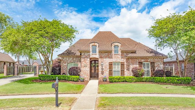 3402 Briarwood Dr, Houma, LA 70360