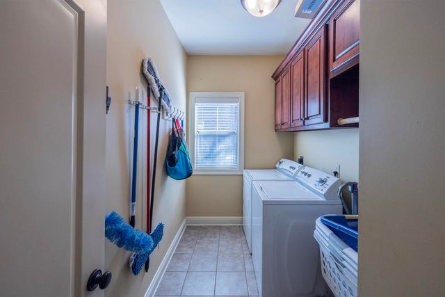 3402 Briarwood Dr, Houma, LA 70360