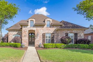 3402 Briarwood Dr, Houma, LA 70360