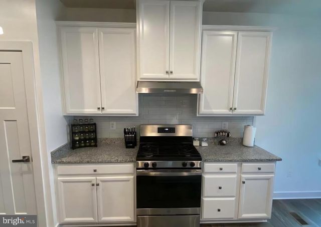 647 FALCON LN, Aberdeen, MD 21001