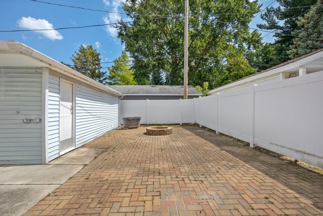 11413 S Saint Louis Avenue, Chicago, IL 60655