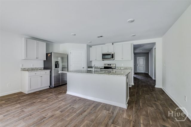 445 Coconut Drive, Bloomingdale, GA 31302
