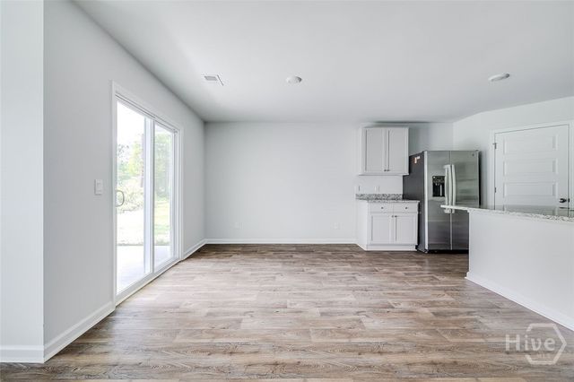 445 Coconut Drive, Bloomingdale, GA 31302