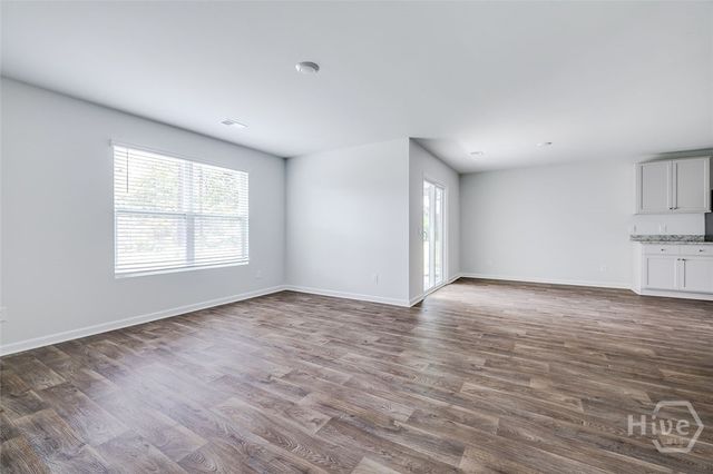 445 Coconut Drive, Bloomingdale, GA 31302