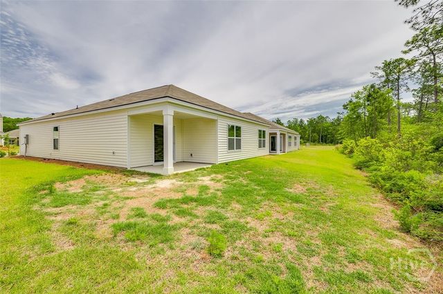 445 Coconut Drive, Bloomingdale, GA 31302