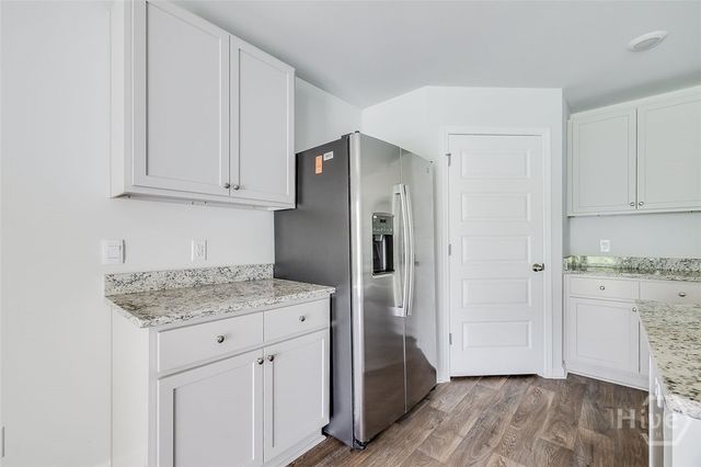 445 Coconut Drive, Bloomingdale, GA 31302