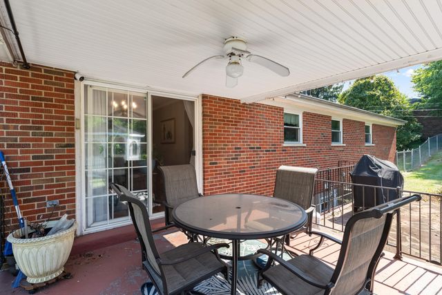 7921 Hopeful Church Road, Florence, KY 41042