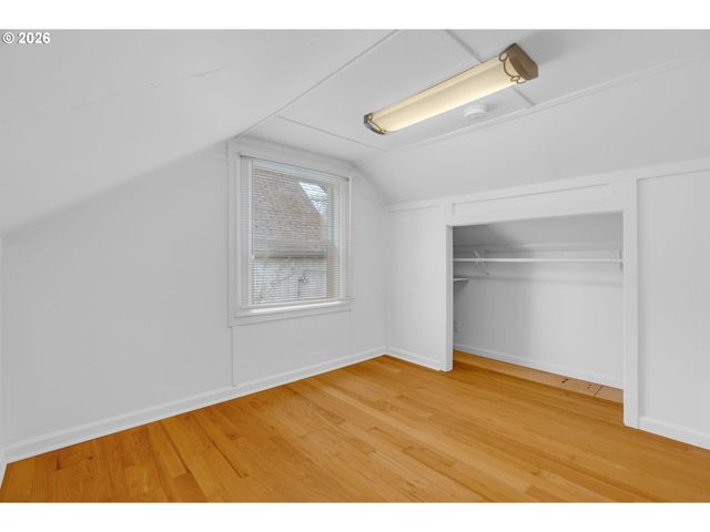 9747 N SMITH St, Portland, OR 97203