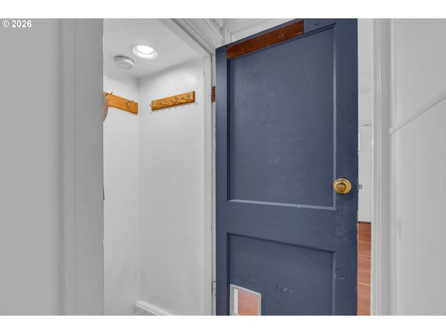 9747 N SMITH St, Portland, OR 97203