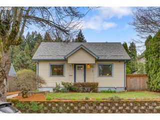 9747 N SMITH St, Portland, OR 97203