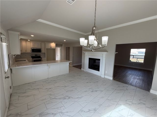 28 Kincardine Drive, Bella Vista, AR 72715