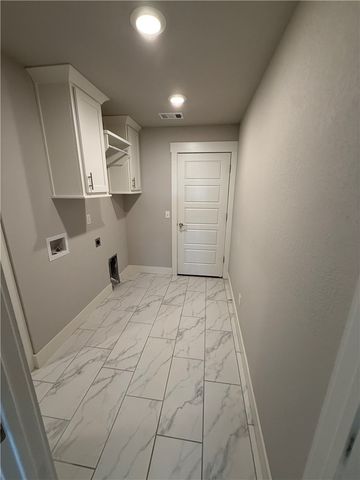 28 Kincardine Drive, Bella Vista, AR 72715