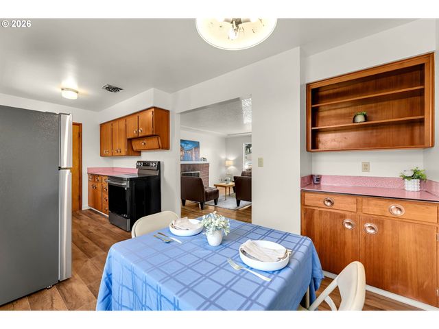 107 Ne 88TH Ave, Vancouver, WA 98664