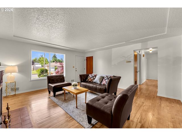 107 Ne 88TH Ave, Vancouver, WA 98664