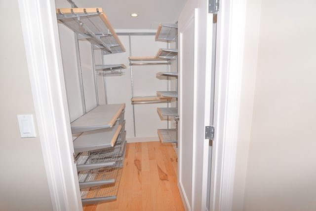 323 Boylston 201, Brookline, MA 02445