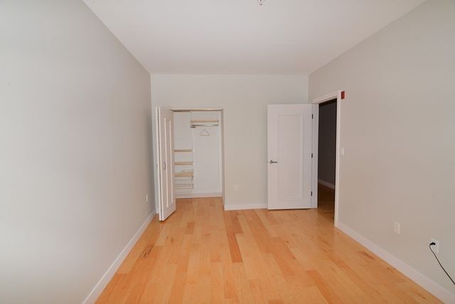 323 Boylston 201, Brookline, MA 02445
