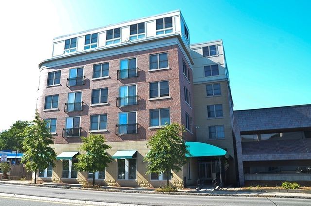 323 Boylston 201, Brookline, MA 02445
