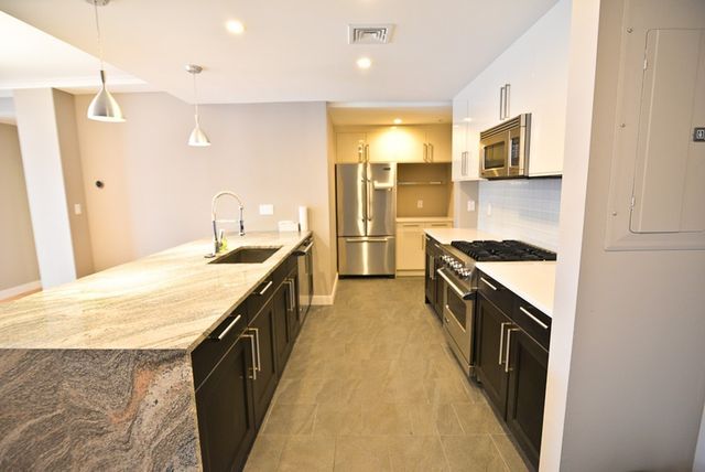 323 Boylston 201, Brookline, MA 02445