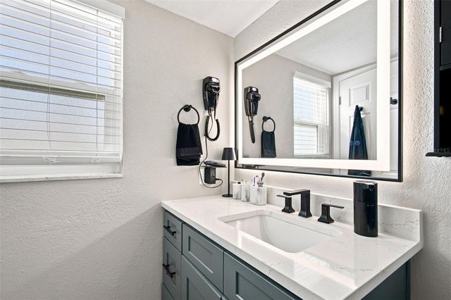 17035 GULF BOULEVARD 122, North Redington Beach, FL 33708