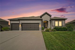 10824 N Crystal Avenue, Kansas City, MO 64153
