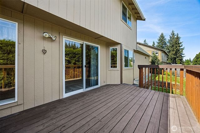 14319 106th Avenue Ct E, Puyallup, WA 98374