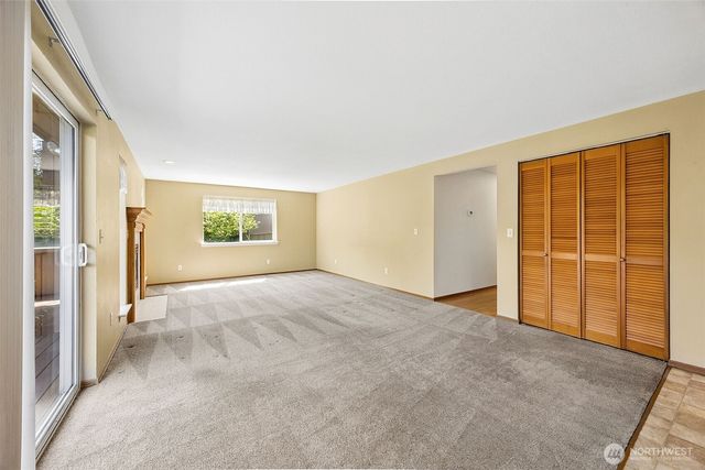 14319 106th Avenue Ct E, Puyallup, WA 98374