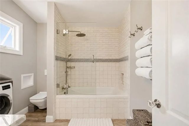 419 Broadway 5, Newport, RI 02840