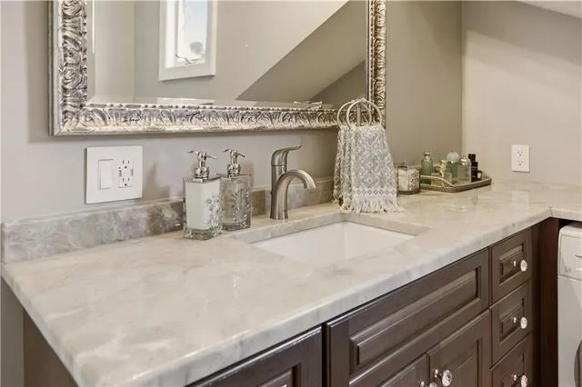 419 Broadway 5, Newport, RI 02840