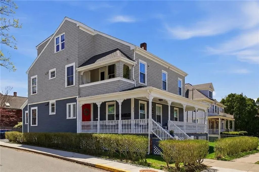 419 Broadway 5, Newport, RI 02840