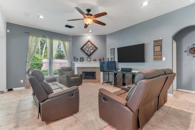 25616 Tiverton Forest Court, Porter, TX 77365