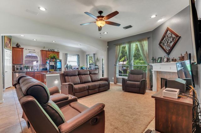 25616 Tiverton Forest Court, Porter, TX 77365