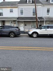 376 NORWAY ST, York, PA 17403