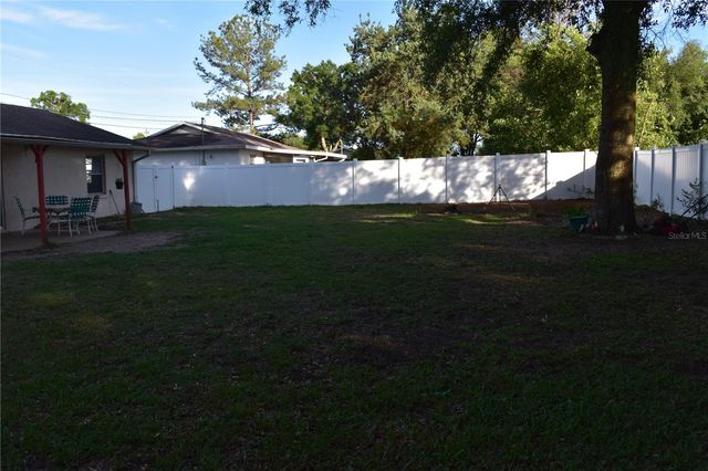 11848 SE 70TH AVENUE ROAD, Belleview, FL 34420