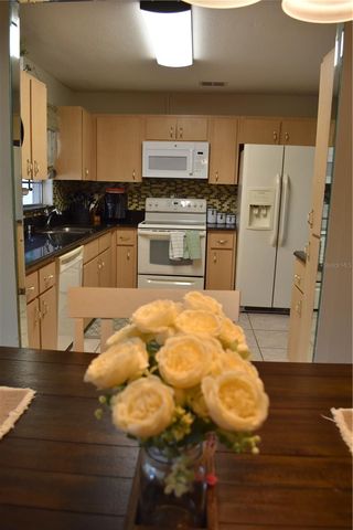 11848 SE 70TH AVENUE ROAD, Belleview, FL 34420