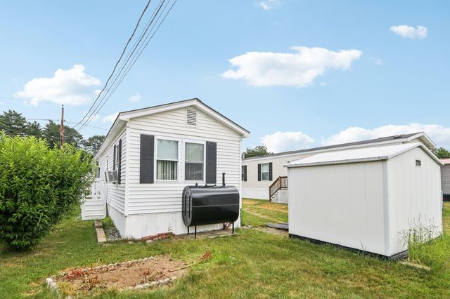 51 Bell Drive, Salem, NH 03079