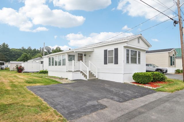 51 Bell Drive, Salem, NH 03079