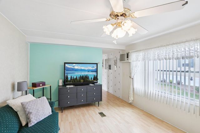51 Bell Drive, Salem, NH 03079