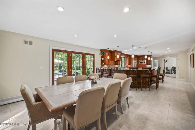 10 Country Club Lane, Marlboro, NJ 07746