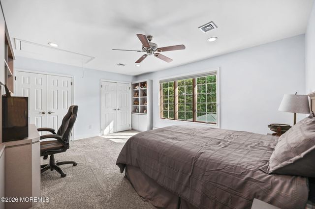 10 Country Club Lane, Marlboro, NJ 07746