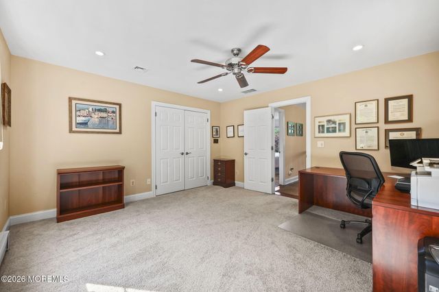 10 Country Club Lane, Marlboro, NJ 07746