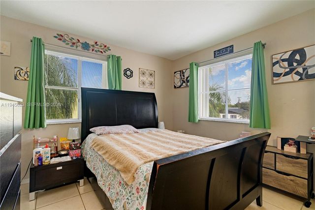 19620 SW 103rd Ct 1-1, Cutler Bay, FL 33157