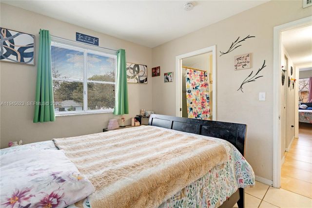 19620 SW 103rd Ct 1-1, Cutler Bay, FL 33157