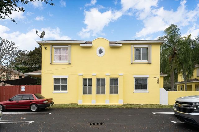 19620 SW 103rd Ct 1-1, Cutler Bay, FL 33157