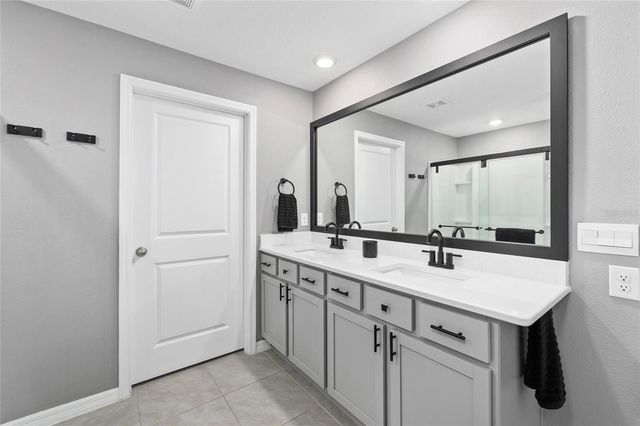 16507 WINDMILL FORGE PASS, Wimauma, FL 33598