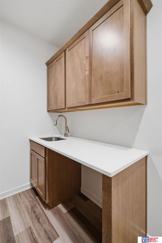 9229 S 80th Street, Lincoln, NE 68516