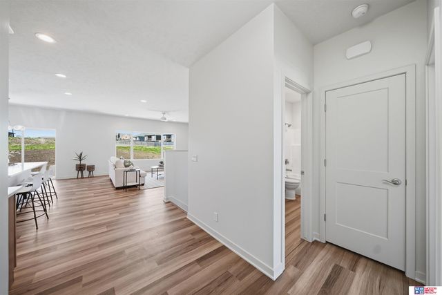 9229 S 80th Street, Lincoln, NE 68516